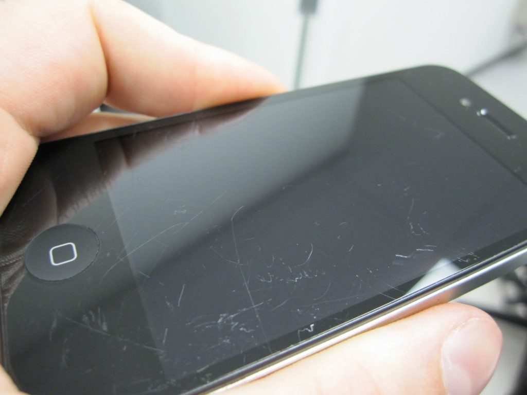 Eliminare graffi dallo schermo dell’iPhone
