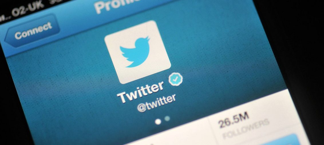 Come attivare la modalità notturna su Twitter