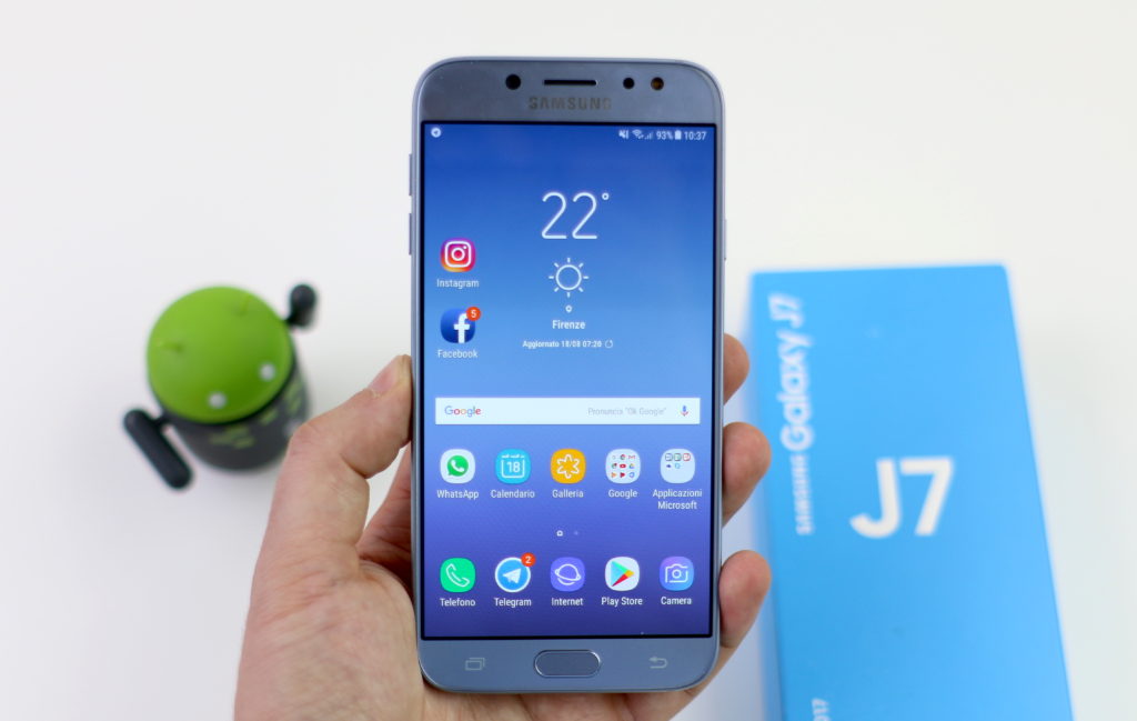 Come utilizzare due account diversi su Whatsapp su Galaxy J7 2017